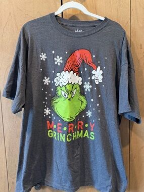 The Grinch Merry Grinchmas holiday tee in gray size 2XL